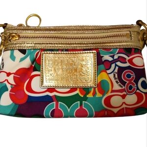 Coach Poppy -NWT Fabric Handbag w/Turquoise Lining. 1 Main & 1 Outer Compartment